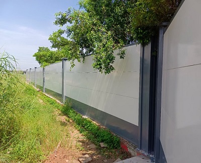 施工圍擋迎美麗變身，展現(xiàn)城市文明端口